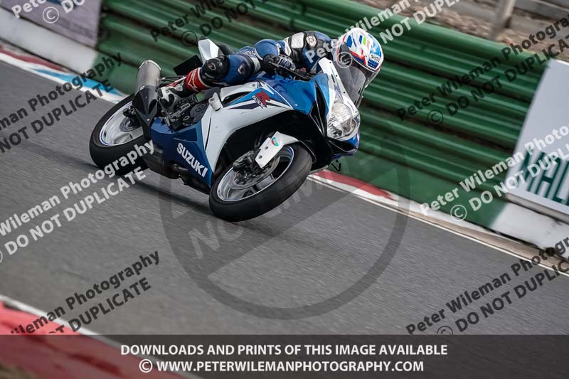 enduro digital images;event digital images;eventdigitalimages;mallory park;mallory park photographs;mallory park trackday;mallory park trackday photographs;no limits trackdays;peter wileman photography;racing digital images;trackday digital images;trackday photos